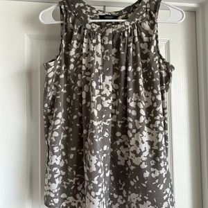Sleeveless Blouse - Gray and White